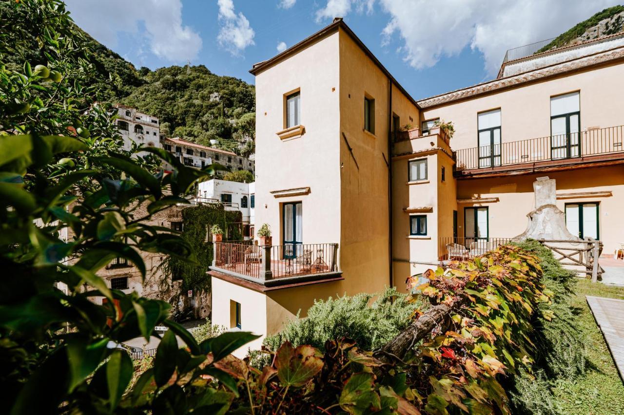 Amalfi Resort Екстер'єр фото