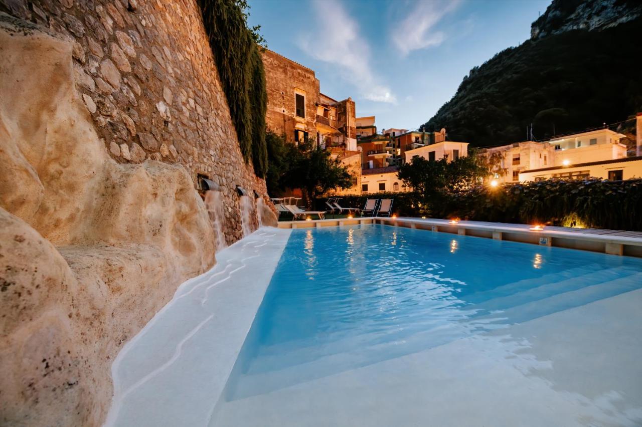 Amalfi Resort Екстер'єр фото